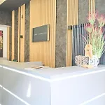 ホテル ルクサ ホテル 3*