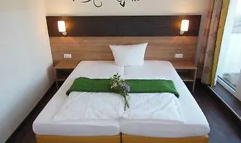 Luise - By Superfly Hotel